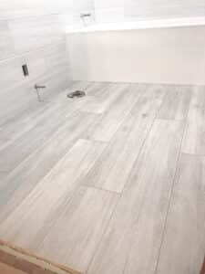 Projects 150 1 How much does it cost to remodel a small bathroom