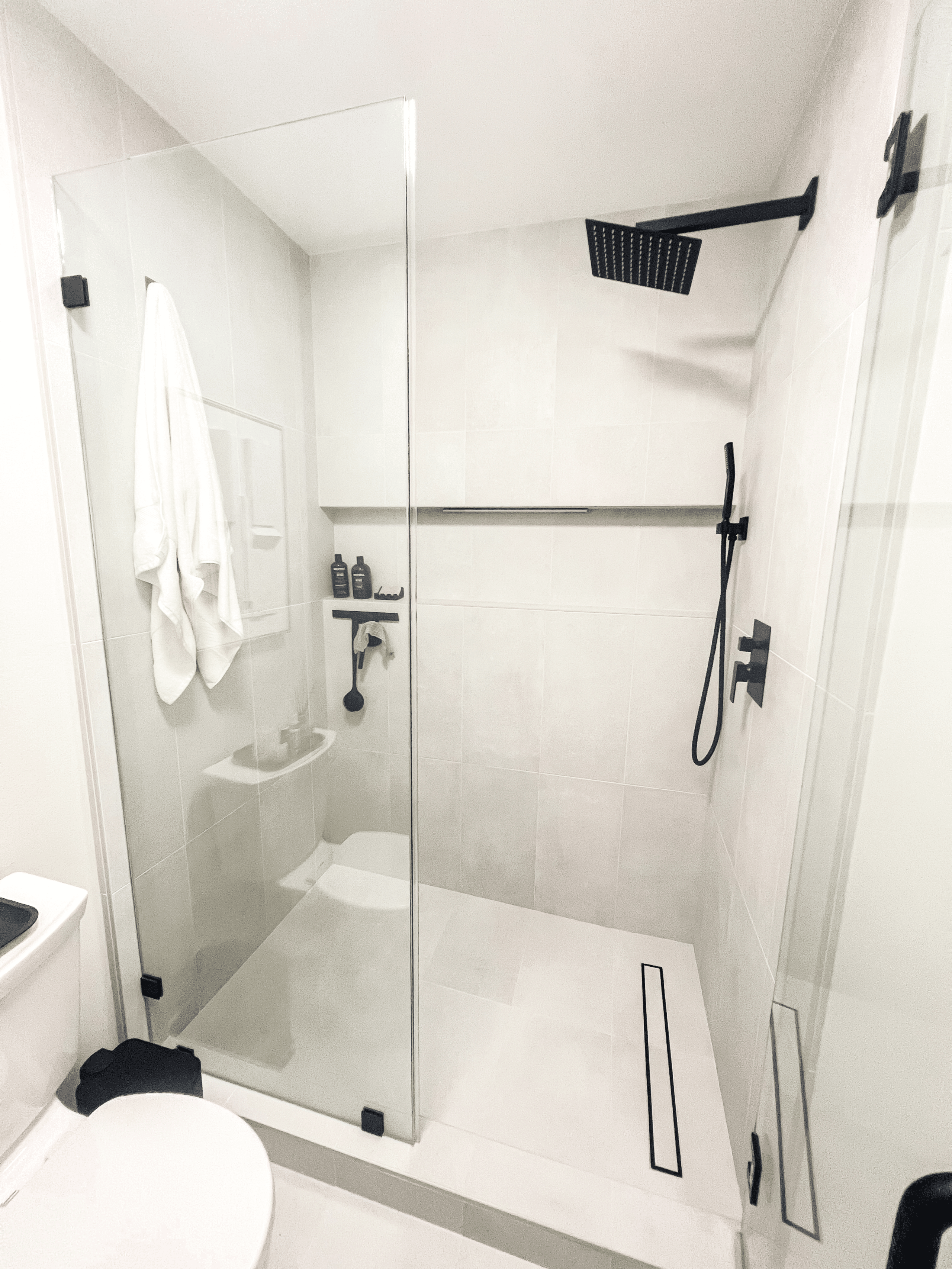 Modern Sleek Bathroom Remodeling