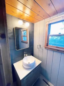 Amazing Bathroom Remodeling Design & DIY Ideas For Small Bath -Tiny Space, Big Style! 1 Nashville bathroom contractor 1