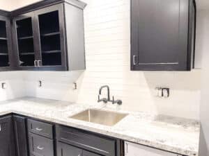 Projects 102 brentwood kitchen renovator remodeler cotnractor renovation blacksplash ktichen cabinet sinks island countertop